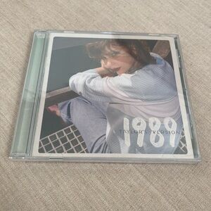 NWT Taylor Swift 1989 Taylor’s Version Aquamarine Green Edition Deluxe CD